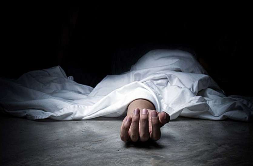 राँची: सिंह मोड़ लटमा में 22 वर्षीय युवक ने लगाई फांसी, जांच में जुटी पुलिस