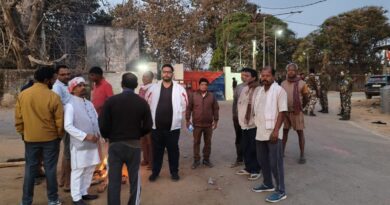 सिमडेगा: भाजपा नेता की मौत के बाद जलडेगा बुलाया गया बंद, सड़क पर उतरे लोग,स्वास्थ्य व्यवस्था के खिलाफ विरोध-प्रदर्शन…