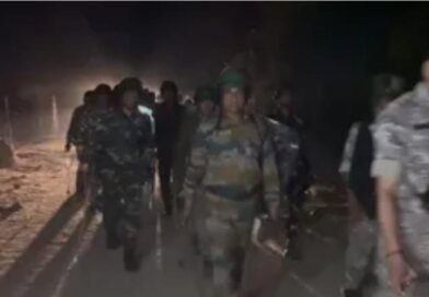 ड्रोन सर्वे को लेकर विवाद, गांव वालों ने थाना प्रभारी समेत 8 पुलिसकर्मियों को घेरा,कई घंटों तक गांव में बैठाया..