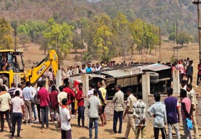 सिमडेगा से छत्तीसगढ़ जा रही यात्री बस पलटी, पांच की मौत,एक दर्जन से ज्यादा यात्री घायल