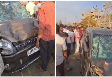 Ranchi: टाटीसिलवे के डोल मेला में बड़ा हादसा,भीड़ में घुसी कार, दो की मौत, कई घायल,लोगों ने किया सड़क जाम Ranchi: टाटीसिलवे के डोल मेला में बड़ा हादसा,भीड़ में घुसी कार, दो की मौत, कई घायल,लोगों ने किया सड़क जाम