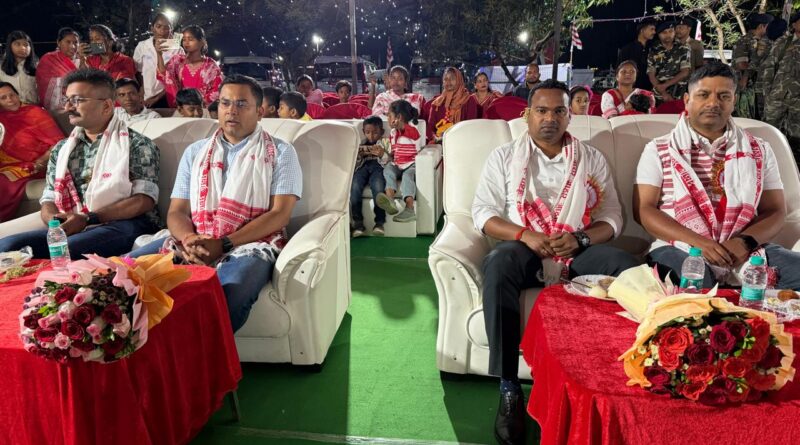 राँची पुलिस लाइन में गूंजे मांदर की थाप,पुलिस परिवार ने धूमधाम से मनाया प्रकृति का पर्व सरहुल.. राँची पुलिस लाइन में गूंजे मांदर की थाप,पुलिस परिवार ने धूमधाम से मनाया प्रकृति का पर्व सरहुल..