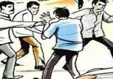 EMI वसूली के लिए गए फाइनेंस कर्मी पर जानलेवा हमला, 5 आरोपियों ने घेरकर पीटा,प्राथमिकी दर्ज…