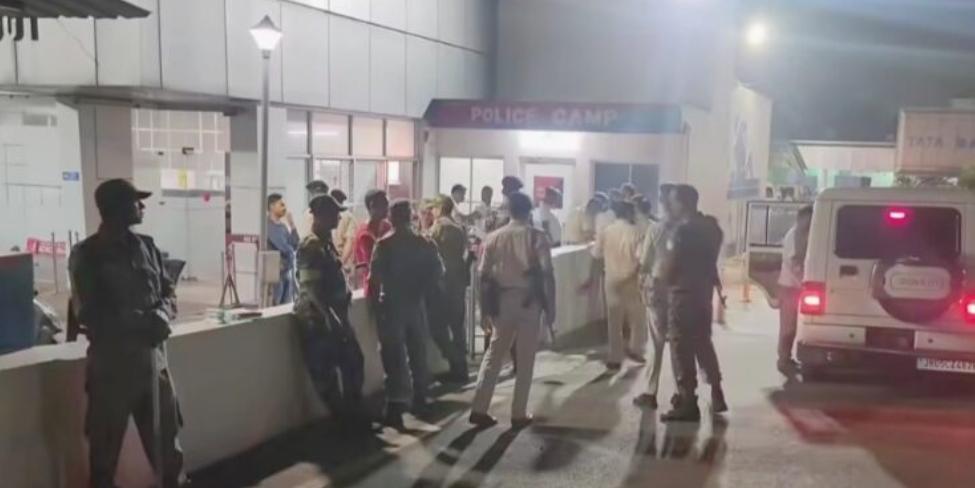 जमशेदपुर में हाई अलर्ट: रात 3 बजे हुआ हिमांशु सिंह का पोस्टमार्टम, परिजनों ने उठाए सवाल; 6 थाना क्षेत्रों में धारा 163 लागू