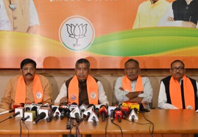 हिमांशु हत्याकांड पर भाजपा का हल्ला बोल, 3 जुलाई को जमशेदपुर बंद; दोषी पुलिसकर्मियों पर हत्या का केस दर्ज करने की मांग हिमांशु हत्याकांड पर भाजपा का हल्ला बोल, 3 जुलाई को जमशेदपुर बंद; दोषी पुलिसकर्मियों पर हत्या का केस दर्ज करने की मांग