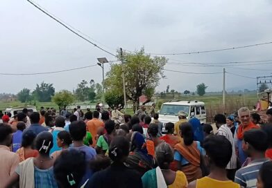 लातेहार:रेलवे लाइन सर्वे करने पहुंची टीम को ग्रामीणों ने बनाया बंधक,जमकर हुआ बवाल…मौके पर पहुंची पुलिस ने शांत कराया… लातेहार:रेलवे लाइन सर्वे करने पहुंची टीम को ग्रामीणों ने बनाया बंधक,जमकर हुआ बवाल…मौके पर पहुंची पुलिस ने शांत कराया…