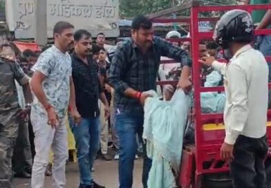 राँची में दर्दनाक सड़क हादसा: तेज रफ्तार ट्रक ने बाइक सवार को रौंदा, मौके पर मौत; सिर पर चढ़ा ट्रक का पहिया राँची में दर्दनाक सड़क हादसा: तेज रफ्तार ट्रक ने बाइक सवार को रौंदा, मौके पर मौत; सिर पर चढ़ा ट्रक का पहिया