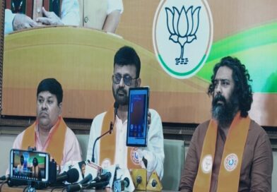 जामताड़ा पुलिस की कार्रवाई पर भाजपा का हमला, प्रतुल शाहदेव बोले- राजनीतिक दबाव में हो रही कार्रवाई जामताड़ा पुलिस की कार्रवाई पर भाजपा का हमला, प्रतुल शाहदेव बोले- राजनीतिक दबाव में हो रही कार्रवाई