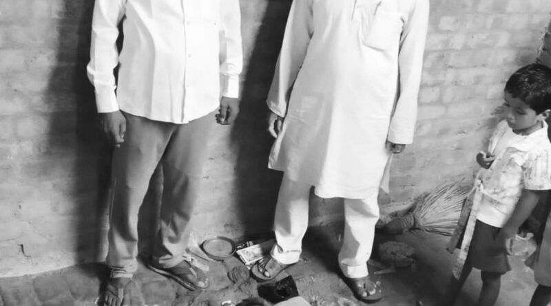 पलामू में वज्रपात का तांडव: बाइक सवार पिता-पुत्र की मौके पर मौत, एक महिला गंभीर