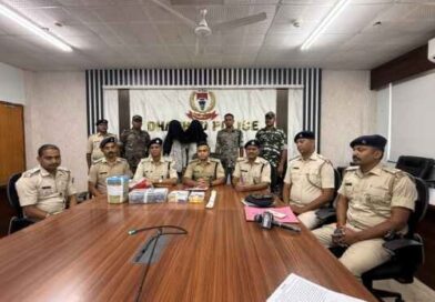 झाड़ियों में मिली लाश,कार में मिला सुराग … धनबाद पुलिस ने 48 घंटे में सुलझाई सनसनीखेज हत्याकांड… झाड़ियों में मिली लाश,कार में मिला सुराग … धनबाद पुलिस ने 48 घंटे में सुलझाई सनसनीखेज हत्याकांड…