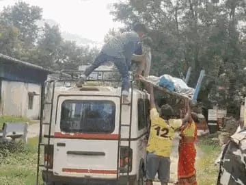 आपत्तिजनक हालत में पकड़े गए थे पत्नी और चाचा; पंचायत बैठी, फिर 4 दिन बाद तालाब मिली लाश….पत्नी और चाचा फरार आपत्तिजनक हालत में पकड़े गए थे पत्नी और चाचा; पंचायत बैठी, फिर 4 दिन बाद तालाब मिली लाश….पत्नी और चाचा फरार