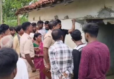 शराब के नशे में सिरफिरे बेटे ने की पिता की कुल्हाड़ी से काटकर हत्या, टुंडी के बादलपुर गाँव में सनसनी