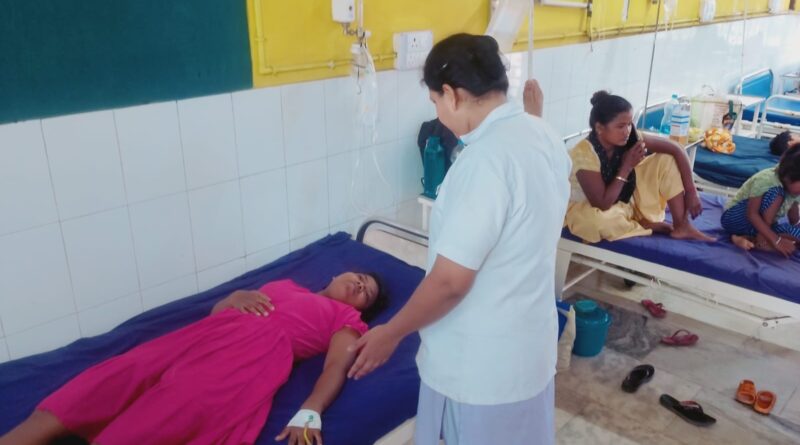 परीक्षा देने पहुंची छात्रा को लगा करंट, जलजमाव के बीच एलबीएसएम कॉलेज की व्यवस्था पर उठे सवाल परीक्षा देने पहुंची छात्रा को लगा करंट, जलजमाव के बीच एलबीएसएम कॉलेज की व्यवस्था पर उठे सवाल