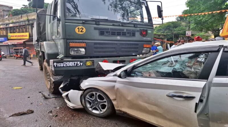 Ranchi: तेज रफ्तार कार ने सेना के वाहन में मारी जोरदार टक्कर, दो महिला समेत तीन गंभीर
