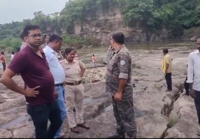 खुशियों की पिकनिक मातम में तब्दील: भटिंडा फॉल में जन्मदिन मनाते वक्त डूबे चाचा-भतीजा, दोनों की दर्दनाक मौत खुशियों की पिकनिक मातम में तब्दील: भटिंडा फॉल में जन्मदिन मनाते वक्त डूबे चाचा-भतीजा, दोनों की दर्दनाक मौत