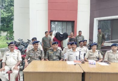 गोड्डा में बाइक चोर गिरोह का पर्दाफाश, 12 चोरी की मोटरसाइकिलें बरामद,दो गिरफ्तार गोड्डा में बाइक चोर गिरोह का पर्दाफाश, 12 चोरी की मोटरसाइकिलें बरामद,दो गिरफ्तार
