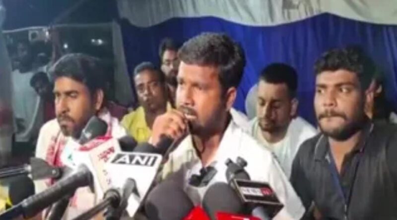 24 जिलों में कल छात्र करेंगे विरोध प्रदर्शन,राँची के अल्बर्ट एक्का चौक पर होगा पुतला दहन,20 अगस्त को सीएम आवास घेराव का एलान…