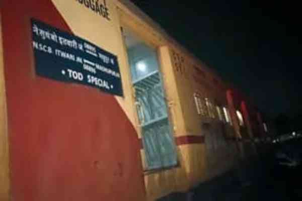 Ranchi:सिल्ली-बोकारो रेलखंड पर बड़ा हादसा टला, श्रावणी मेला स्पेशल का कोच पटरी से उतरा…