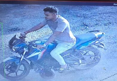 राँची के जयपाल सिंह स्टेडियम के बाहर से चुटिया थाने के दरोगा की बाइक चोरी, CCTV में कैद हुई करतूत…