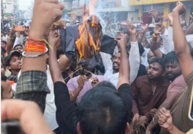 छात्रों से मारपीट के विरोध में प्रदर्शन, पुतला दहन को लेकर पुलिस-भाजपा कार्यकर्ताओं में टकराव