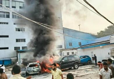 राँची:टाटा मोटर्स सर्विस सेंटर में लगी भीषण आग, कई गाड़ियां जलकर खाक; मची अफरा-तफरी
