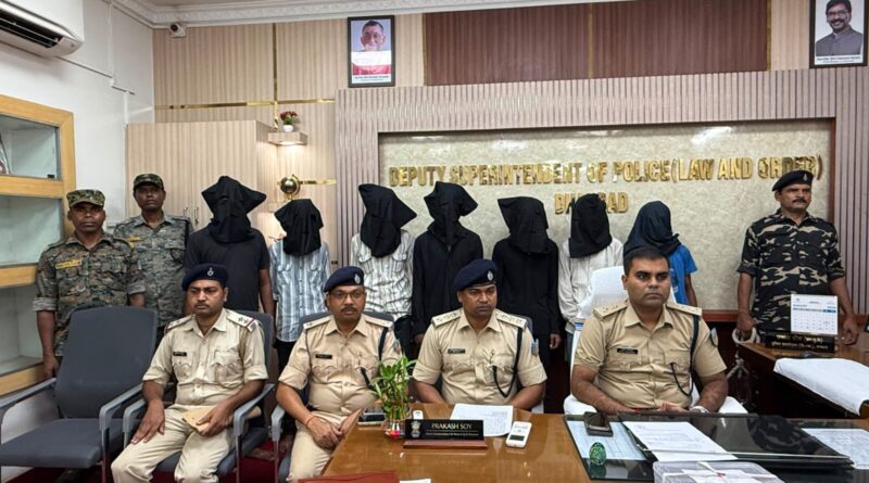 चोरी की बाइक, देसी कट्टा और जिंदा गोली के साथ 7 गिरफ्तार, पुलिस की पूछताछ में खुला राज