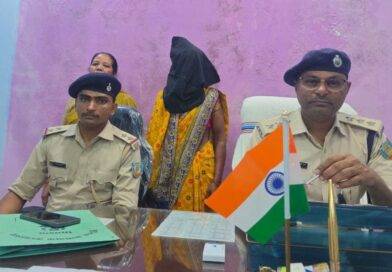 सिमडेगा में नाबालिग के प्रसव के बाद मृत नवजात को आंगन में दफनाने का आरोप, 40 वर्षीय महिला गिरफ्तार