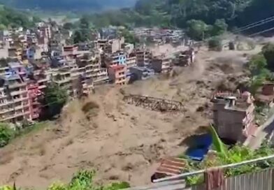 नेपाल में तबाही: 95 मौतें, सैकड़ों लापता; 105 भारतीयों का भी नहीं मिल रहा सुराग