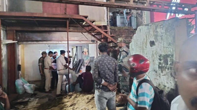 राँची के लालपुर में निर्माणाधीन मकान की दीवार ने ली मजदूर की जान, मुआवजे की मांग पर हंगामा, ठेकेदार फरार