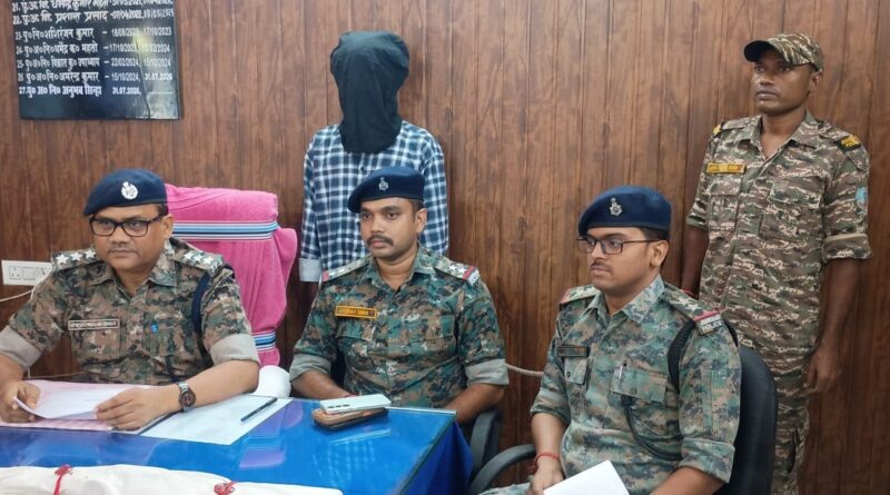 लातेहार पुलिस की बड़ी कार्रवाई: टीपीसी का सक्रिय सदस्य गिरफ्तार, देशी मजल लोडिंग बंदूक बरामद