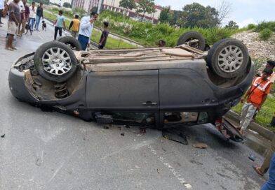 Ranchi:बकरियां चुराकर भागी कार पलटी, मची अफरा-तफरी; ग्रामीण बकरियां ले उड़े, जंगल में भागे कार सवार,जांच में जुटी पुलिस