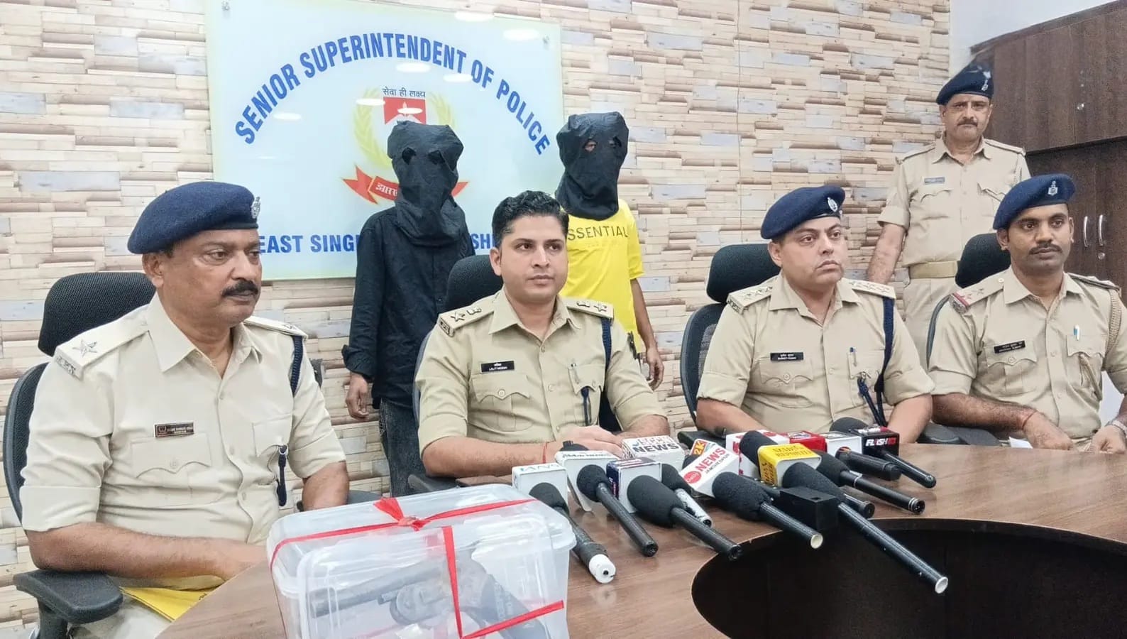 जेल से मिला हत्या का फरमान... पुलिस ने बिगाड़ा खेल, युवक की रेकी कर रहे दो आरोपी चढ़े पुलिस के हत्थे