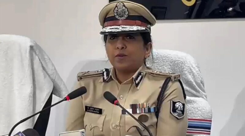 जमुई वायरल वीडियो कांड में पुलिस का बड़ा एक्शन: 3 नाबालिग गिरफ्तार, 32 सोशल मीडिया अकाउंट पर टेकडाउन; SIT खंगाल रही पूरी साजिश
