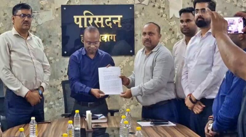 योगेंद्र साव के खिलाफ झासा का मोर्चा:मामला अब प्रशासनिक सेवा संघ तक पहुंचा, योगेंद्र साव पर कार्रवाई की मांग; नहीं तो पूरे राज्य में आंदोलन