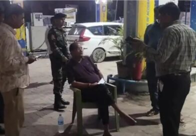 आधी रात सड़क पर उतरे वित्त मंत्री, डेढ़ घंटे चला जांच अभियान… कोयला, गिट्टी, लकड़ी और स्क्रैप लदे 4 ट्रक पकड़े