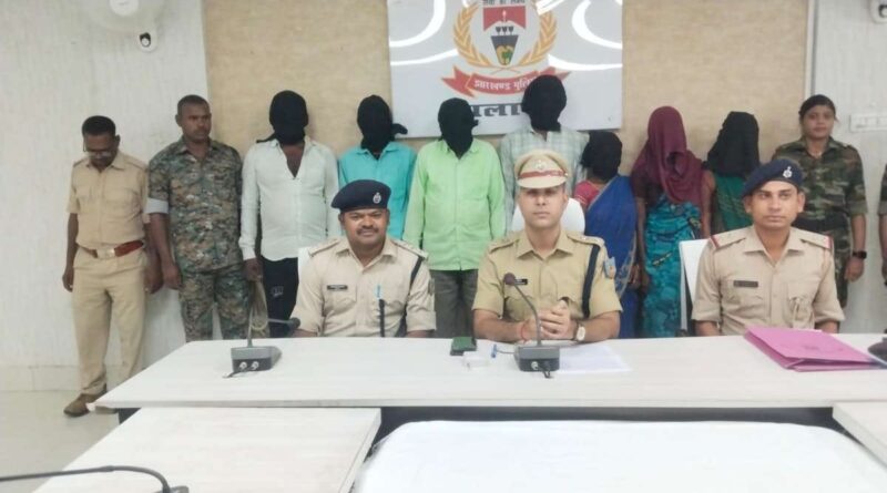 मैं नहीं मारती तो वो मुझे मार देता…पति को रास्ते से हटाने पत्नी ने रची खौफनाक साजिश; प्रेमिका बनकर जंगल बुलाया, 10 लाख की सुपारी देकर गला दबाकर हत्या, 7 गिरफ्तार