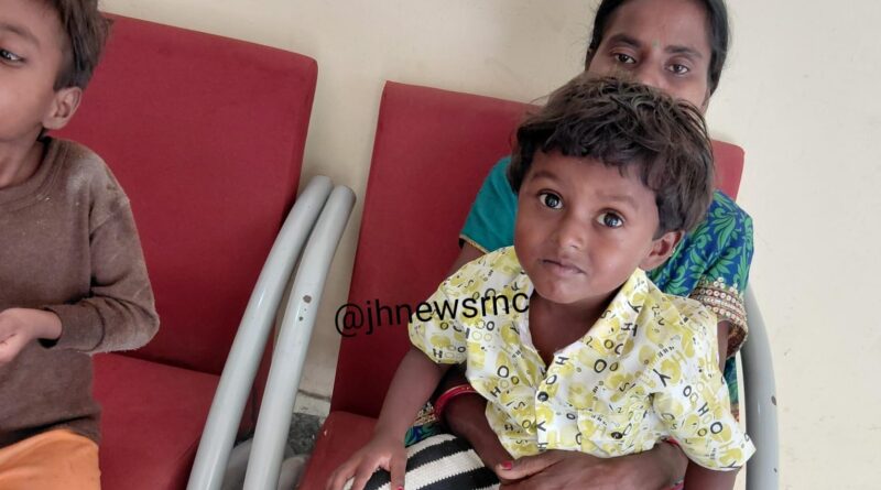 राँची रेलवे स्टेशन से अगवा मासूम विवान सकुशल बरामद, माँ ने सीने से लगाकर छलकाए आंसू; 6 आरोपी पुलिस की गिरफ्त में..सभी को राँची लाया गया…