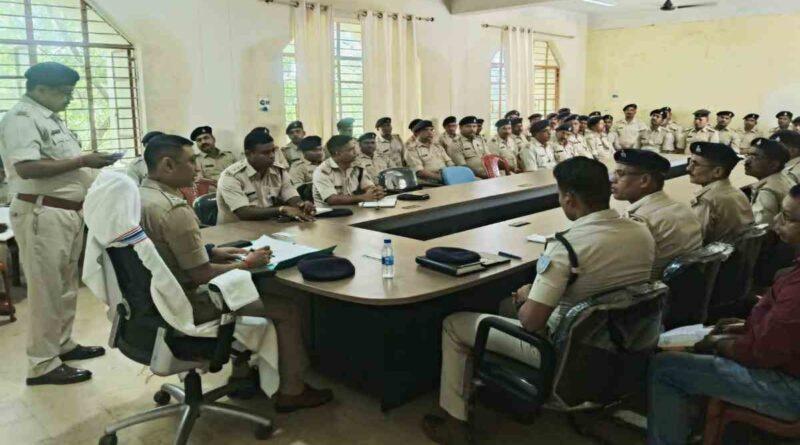 जवानों की आवाज सीधे कप्तान तक, एसपी ने सुनी समस्याएं; बोले- पुलिसकर्मियों की परेशानी लंबित रही तो जिम्मेदारी तय होगी