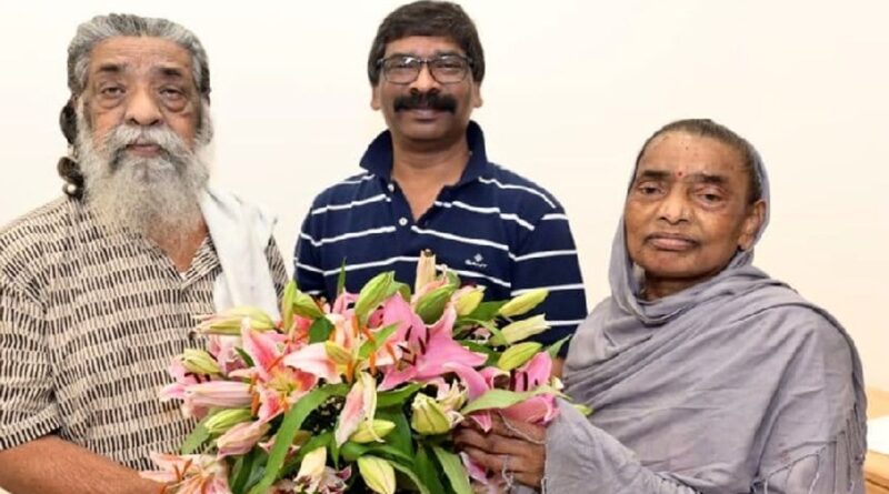 सोरेन परिवार में मातृशोक, नहीं रहीं मुख्यमंत्री हेमंत सोरेन की मां रूपी सोरेन