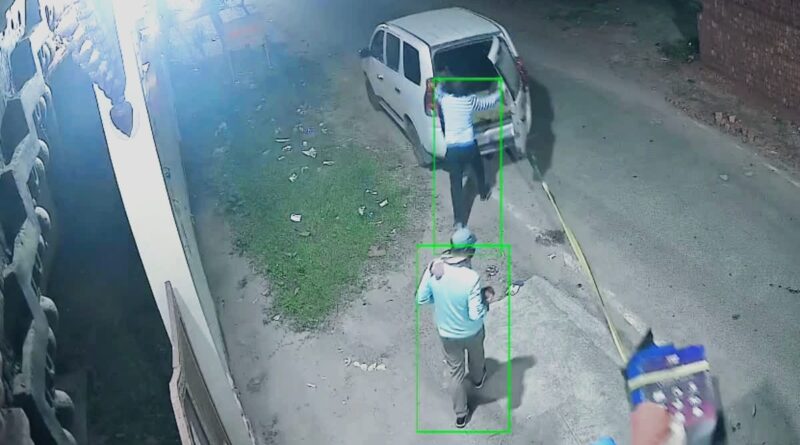 देवघर में फिल्मी अंदाज में ATM चोरी, रस्सी से शटर खींचकर उखाड़ा, फिर मशीन कार में लादकर फरार हुए बदमाश