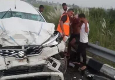 पूर्वांचल एक्सप्रेसवे पर दर्दनाक हादसा, खड़े ट्रक में घुसी कार; तीन पेशेवर टेनिस खिलाड़ियों की मौत