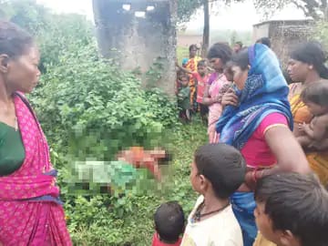 गिरिडीह में खूनी हमला… लाठी-कुल्हाड़ी से पत्नी और चाची पर बरपा कहर, 80 वर्षीय बुजुर्ग की मौत
