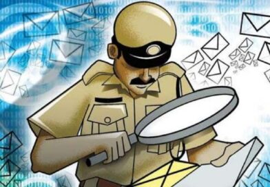एलआईसी एजेंट बन बैठा सेटर: 9.90 लाख और 8.40 लाख के दो चेक बरामद, गारंटी में लिए लेते थे ब्लैंक चेक व डिग्रियां–
