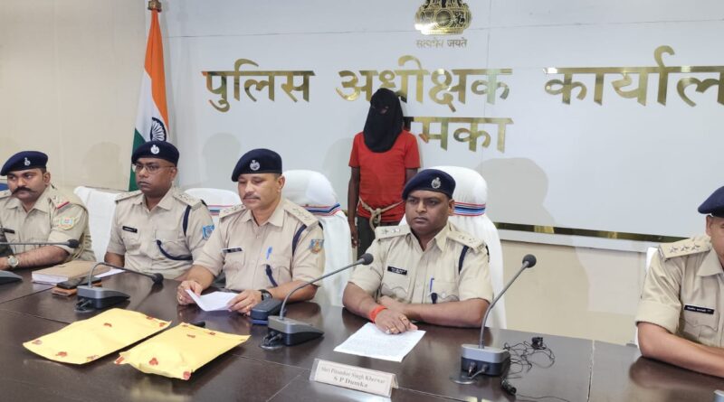 दुमका में नौवीं की छात्रा से दुष्कर्म के बाद हत्या, 500 लोगों से पूछताछ के बाद खुला राज; चार बच्चों का पिता गिरफ्तार