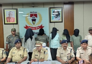 हजारीबाग में ज्वेलरी डकैती का बड़ा खुलासा: धनबाद-बोकारो से बंगाल तक फैले गिरोह के 5 शातिर गिरफ्तार, 16 लाख के गहने और हथियार बरामद