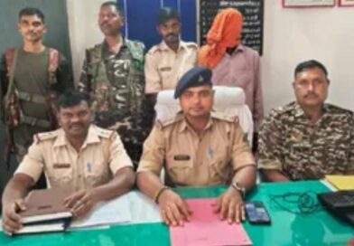 धान के खेत में ग्रामीण की टां’गी से गर्दन का’टकर ह’त्या, आरोपी बाप-बेटे गिरफ्तार