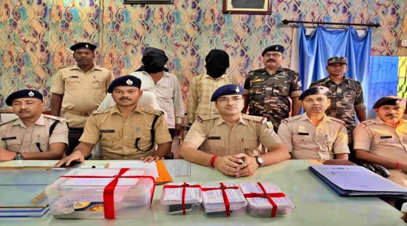 सरायकेला में डकैती का सनसनीखेज खुलासा: घर-घर पार्सल पहुंचाने वाला निकला साजिशकर्ता, जेल में रची थी लूट की पटकथा; 24 लाख के जेवर बरामद