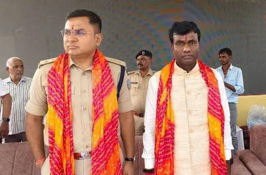 राँची में शांतिपूर्ण संपन्न हुई दुर्गा पूजा, प्रशासन की मुस्तैदी और जनता के सहयोग से कायम रहा सौहार्द; पंडालों में चला नशा मुक्ति अभियान