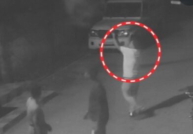 जमशेदपुर में दुकानदार के घर-दुकान पर फायरिंग से सनसनी, पैसों के लेन-देन का विवाद बनी वजह, CCTV में कैद हुई घटना