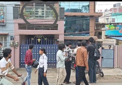 राँची में रिटायर्ड प्रोफेसर के घर नाबालिग की संदिग्ध मौत से सनसनी:दूसरे तल्ले के कमरे में फंदे से लटका मिला शव, प्रेम प्रसंग की आशंका; FSL टीम ने की जांच